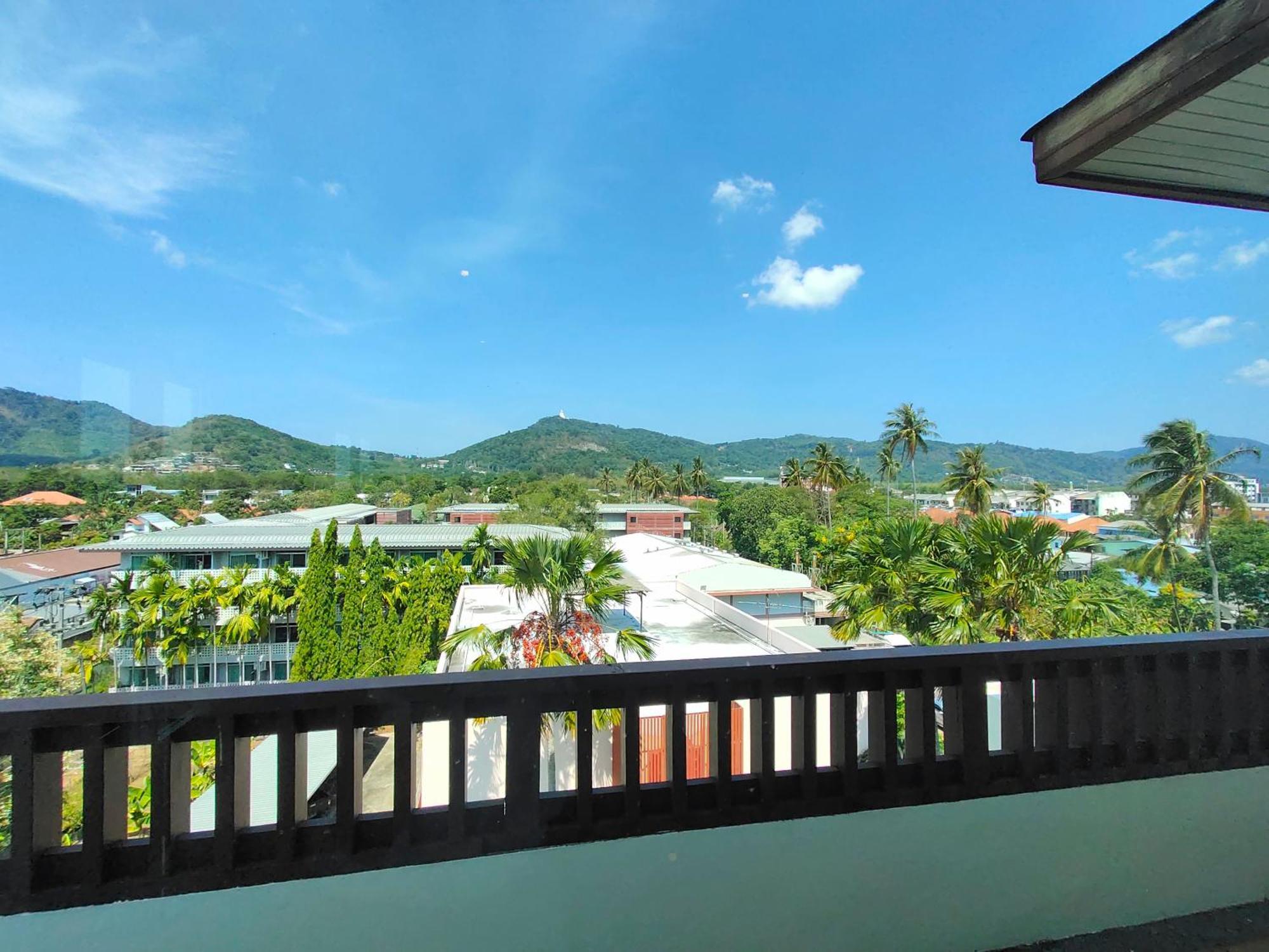 Ratana Hotel Chalong Rawai Luaran gambar