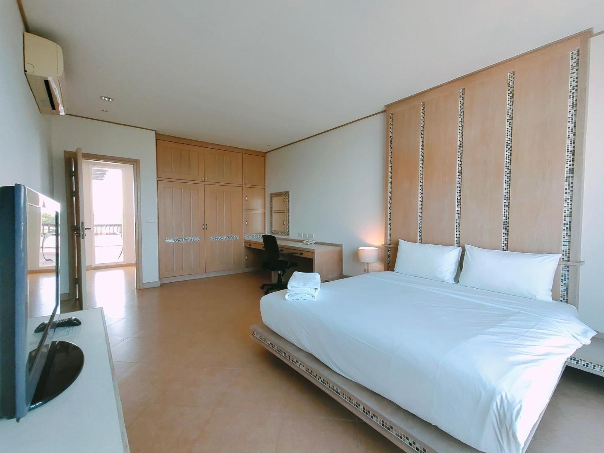 Ratana Hotel Chalong Rawai Luaran gambar