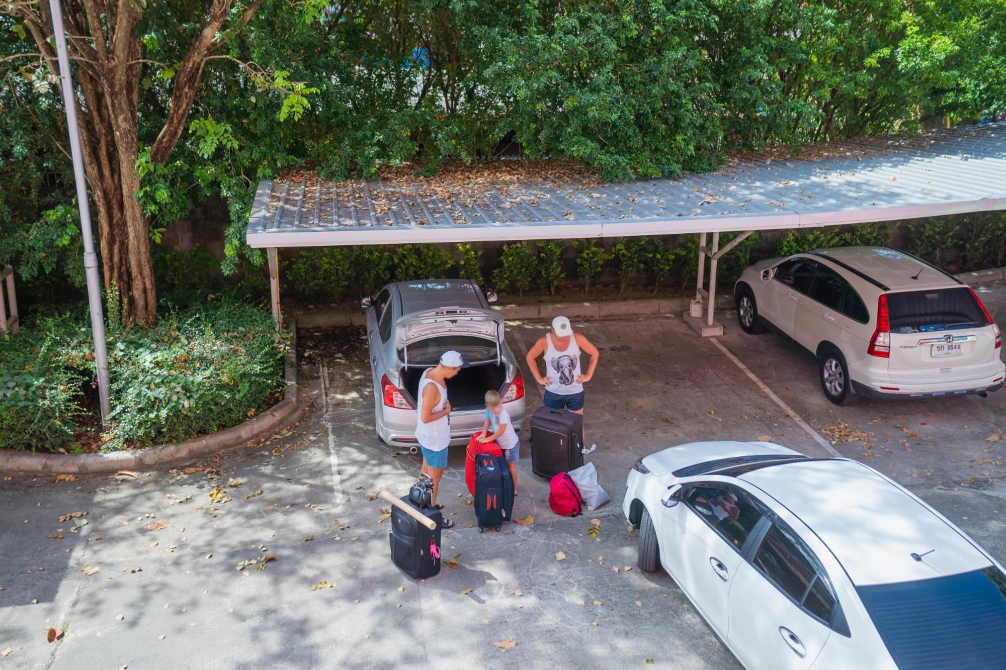 Ratana Hotel Chalong Rawai Luaran gambar