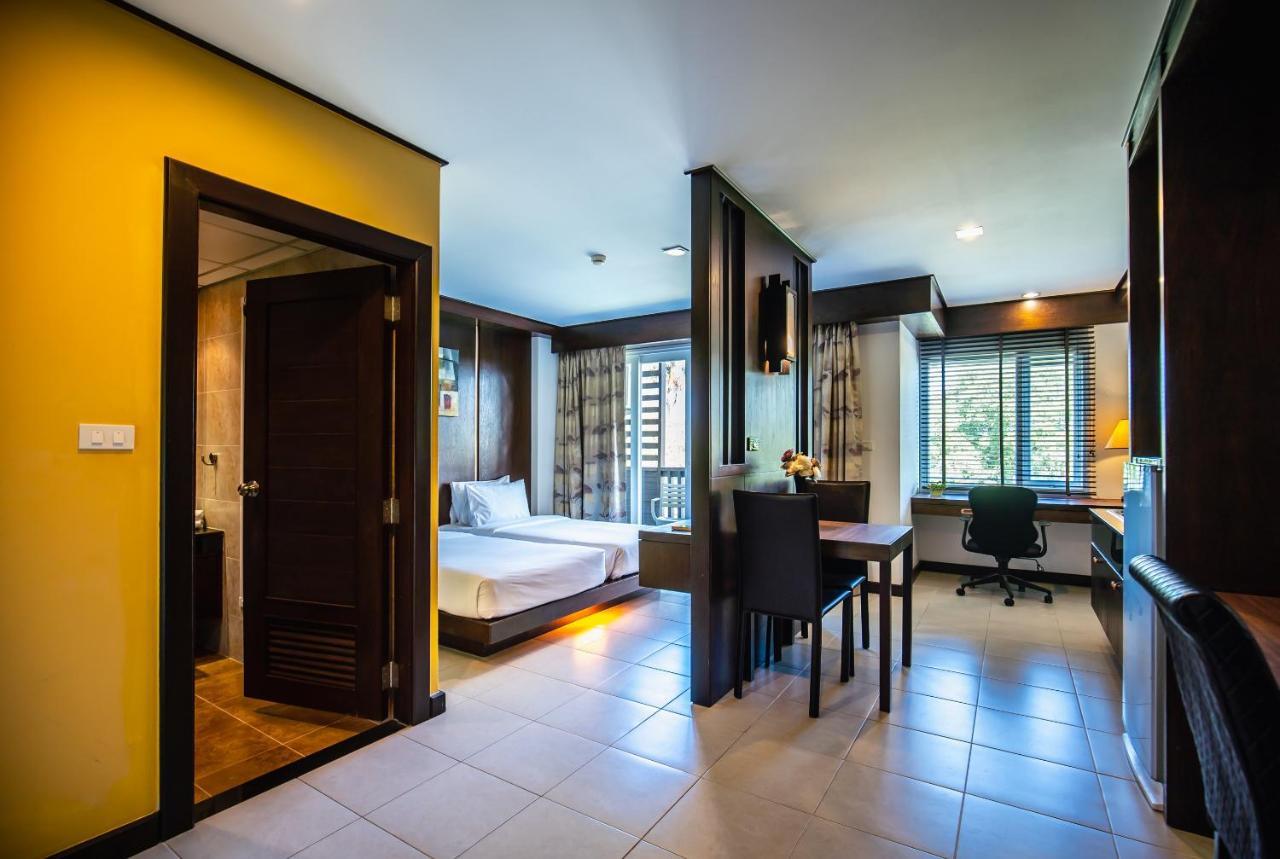 Ratana Hotel Chalong Rawai Luaran gambar